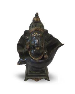 Ganesh Zittend In Schelp, Speciale Masala Afwerking