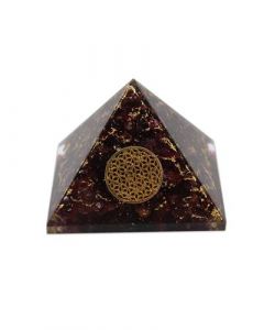 Orgoniet Piramide Granaat met Bloem des Levens Groot