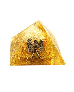 Orgoniet Piramide Kristal en Citrien Aartsengel Uriel 40 mm