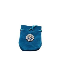 Suede Zakje Turkoois Met Chakra Symbool 3.2x2.75 inch